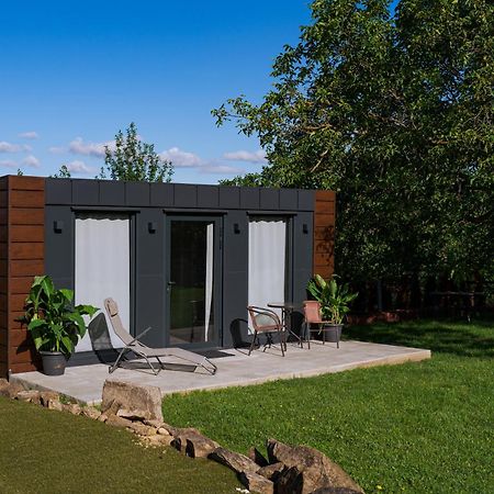 Tiny House Mezi Sklepy Daire Kobylí Dış mekan fotoğraf