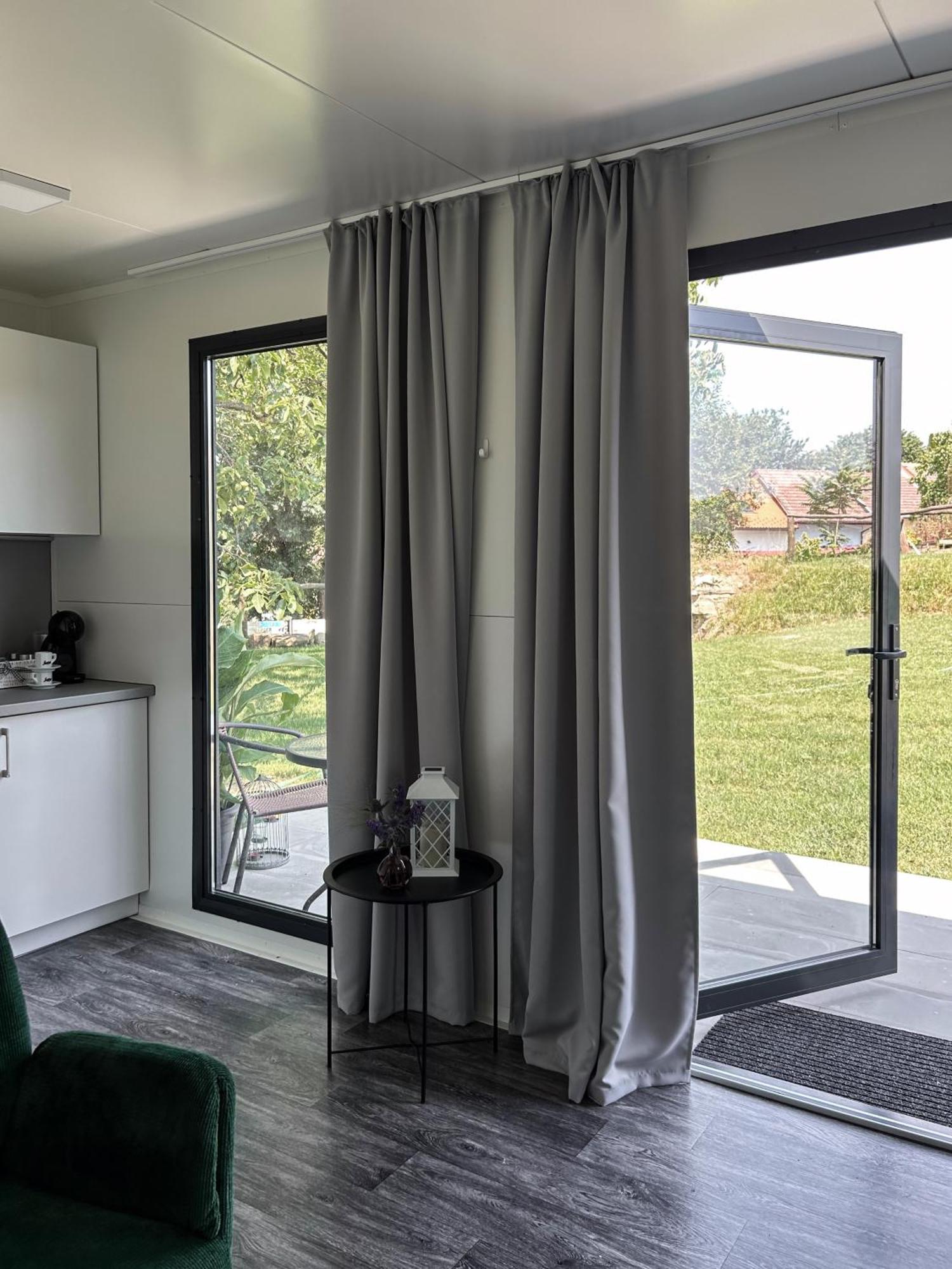 Tiny House Mezi Sklepy Daire Kobylí Dış mekan fotoğraf